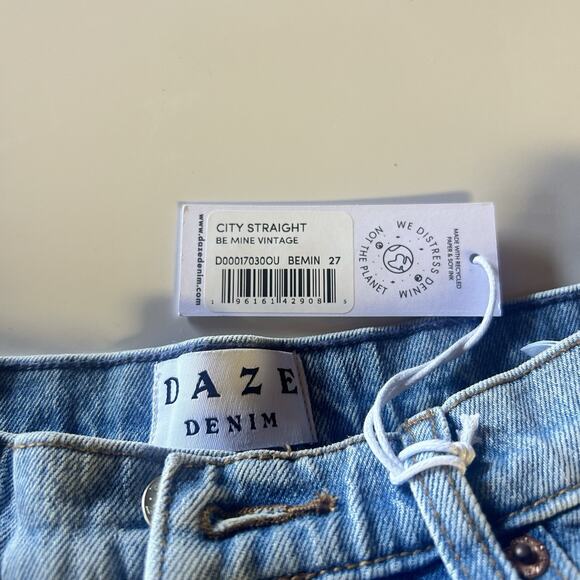 DAZE Denim City Straight High Rise Straight Be Mine Vintage Light Wash 27 Jeans - Picture 2 of 14